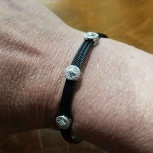 Alor black cable / 18 kt Gold and .21 ct dia Bangle